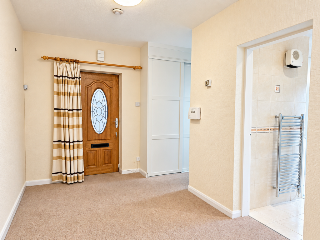 Property photo 2 of 24 Flat 3, Hill Side House, Heaton, Bl1 5DT