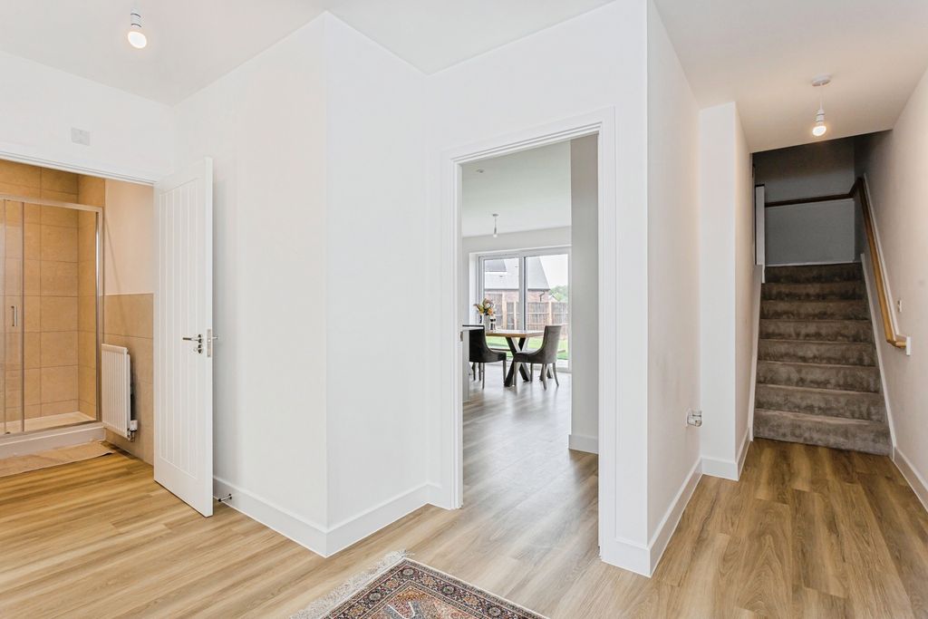 Property photo 2 of 24 Pbox-Img.Jpg