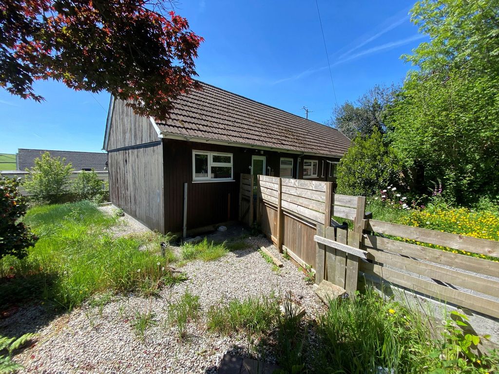 Property photo 3 of 3