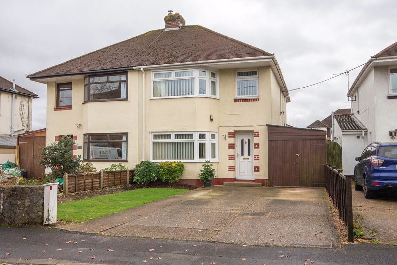 Property photo 1 of 11 External