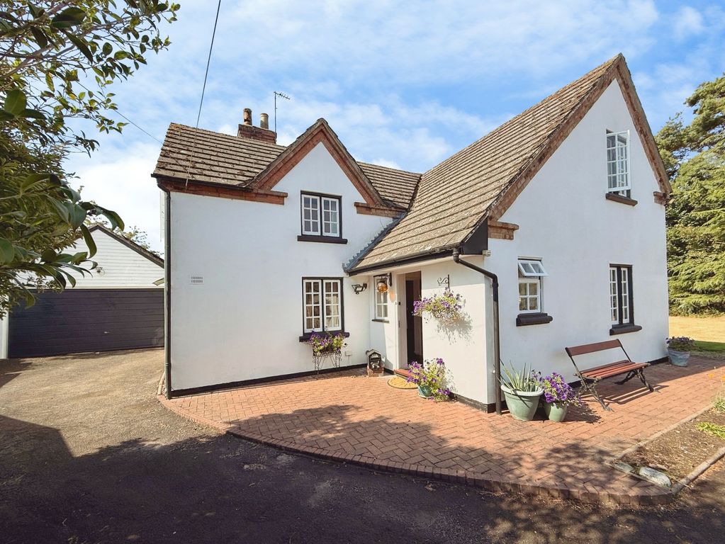 Property photo 2 of 23