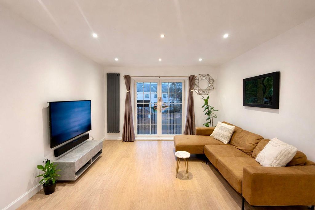 Property photo 3 of 7 Whatsapp Image 2025-12-26 At 20.55.10 (3).Jpeg