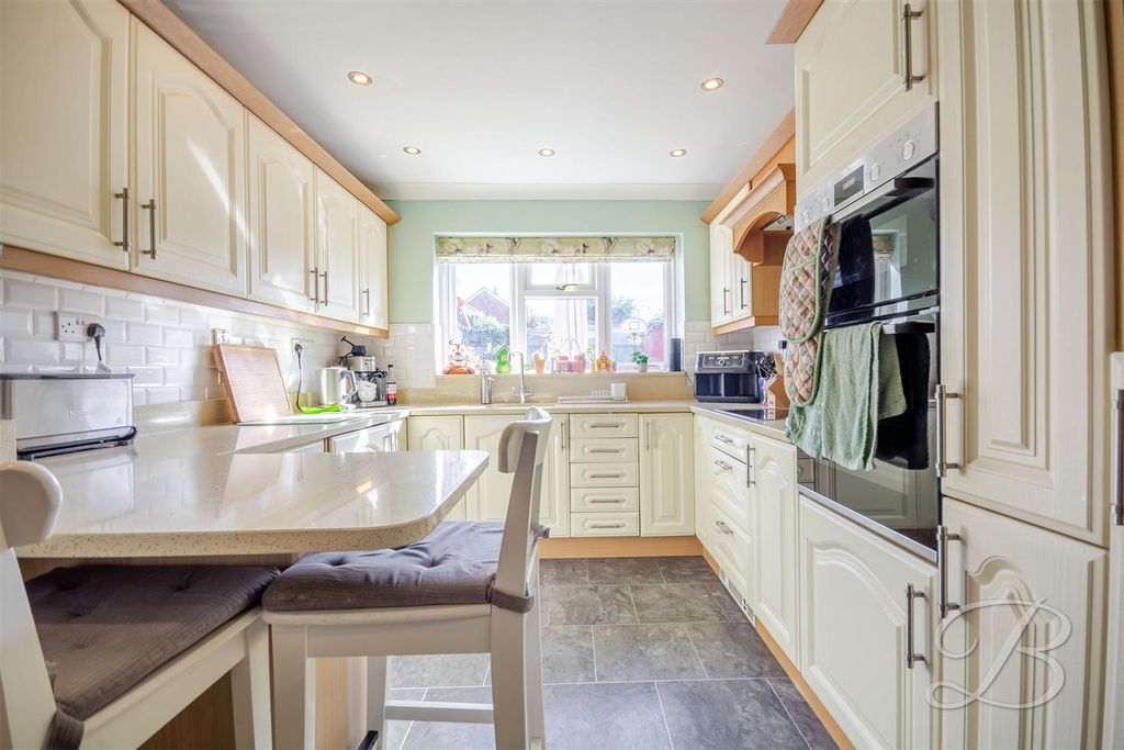 Property photo 3 of 35 Ccltd-13.Jpg
