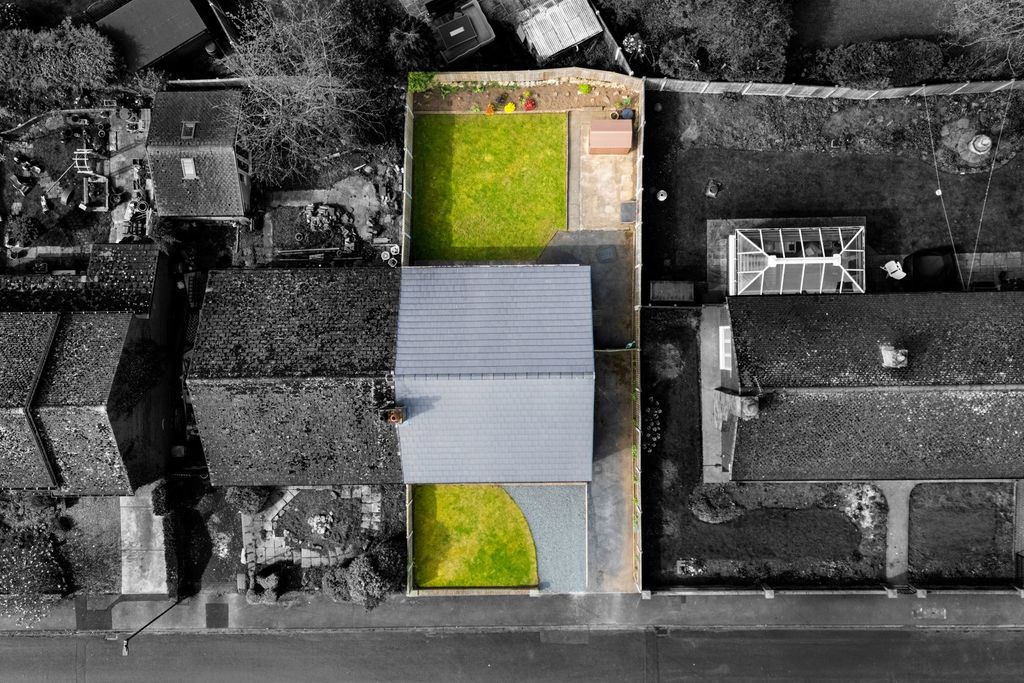 Property photo 3 of 22