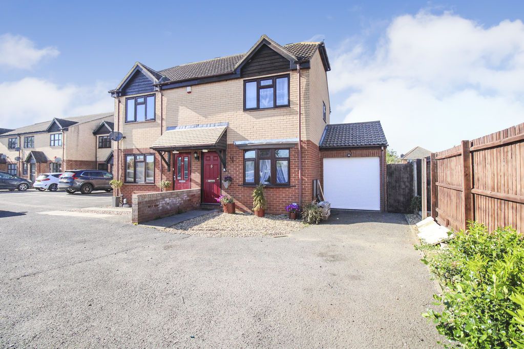 Property photo 1 of 13 Front