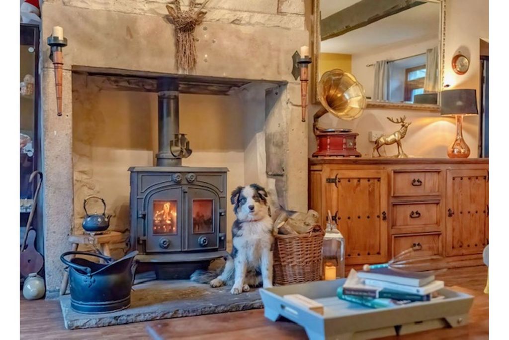 Property photo 3 of 21