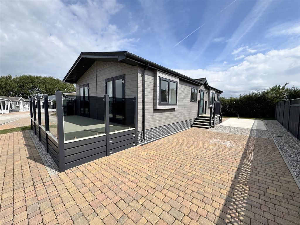 Property photo 1 of 13 Img_7920.Jpg