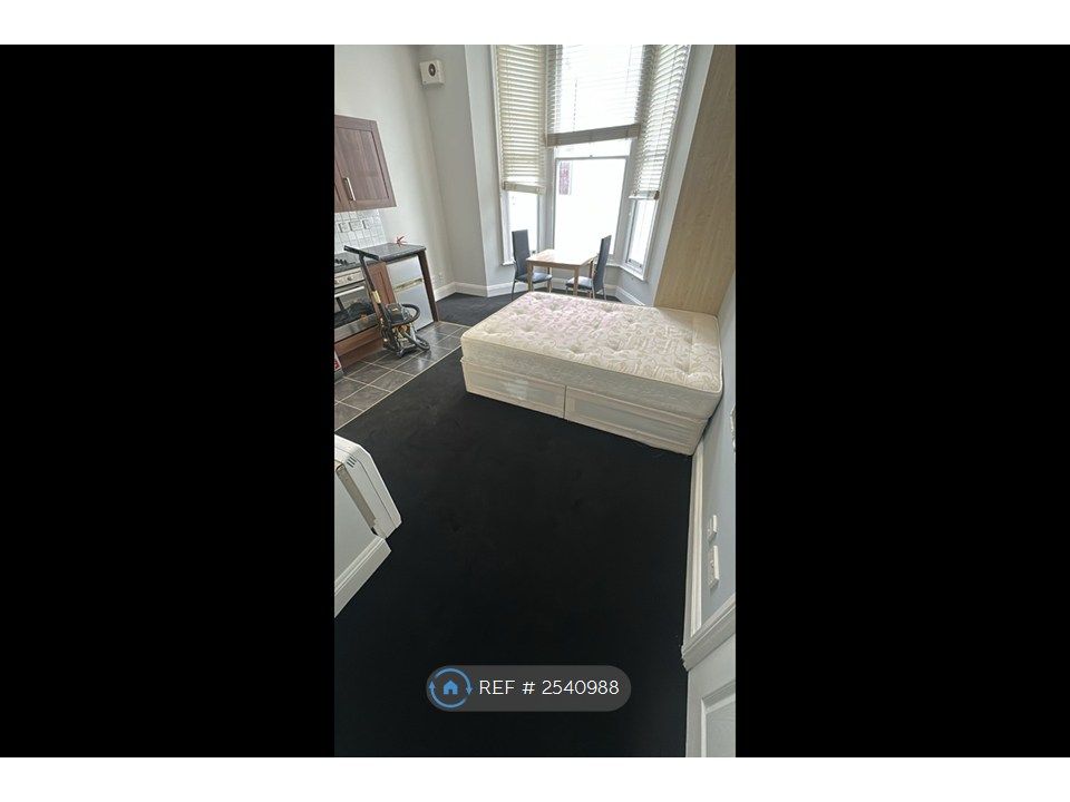 Property photo 3 of 4