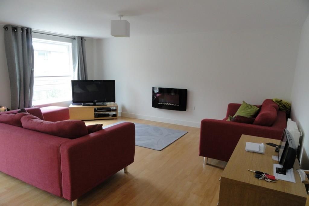 Property photo 2 of 9