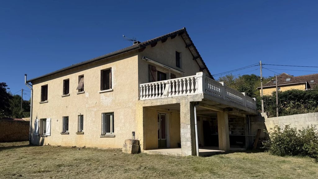 Property photo 2 of 19