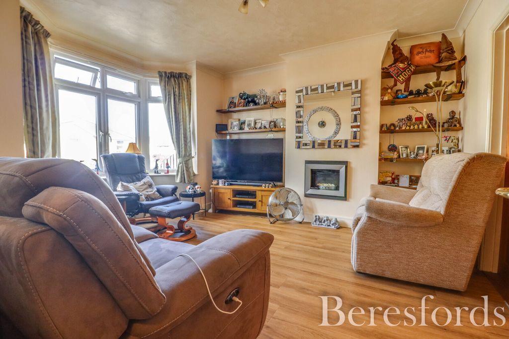Property photo 2 of 31 Picture No. 01