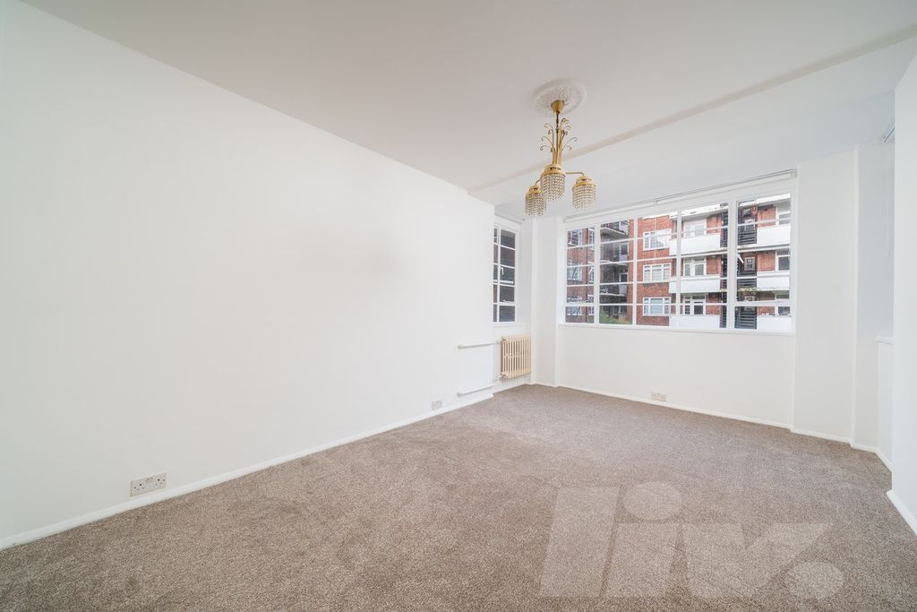 Property photo 2 of 11 Photo 2