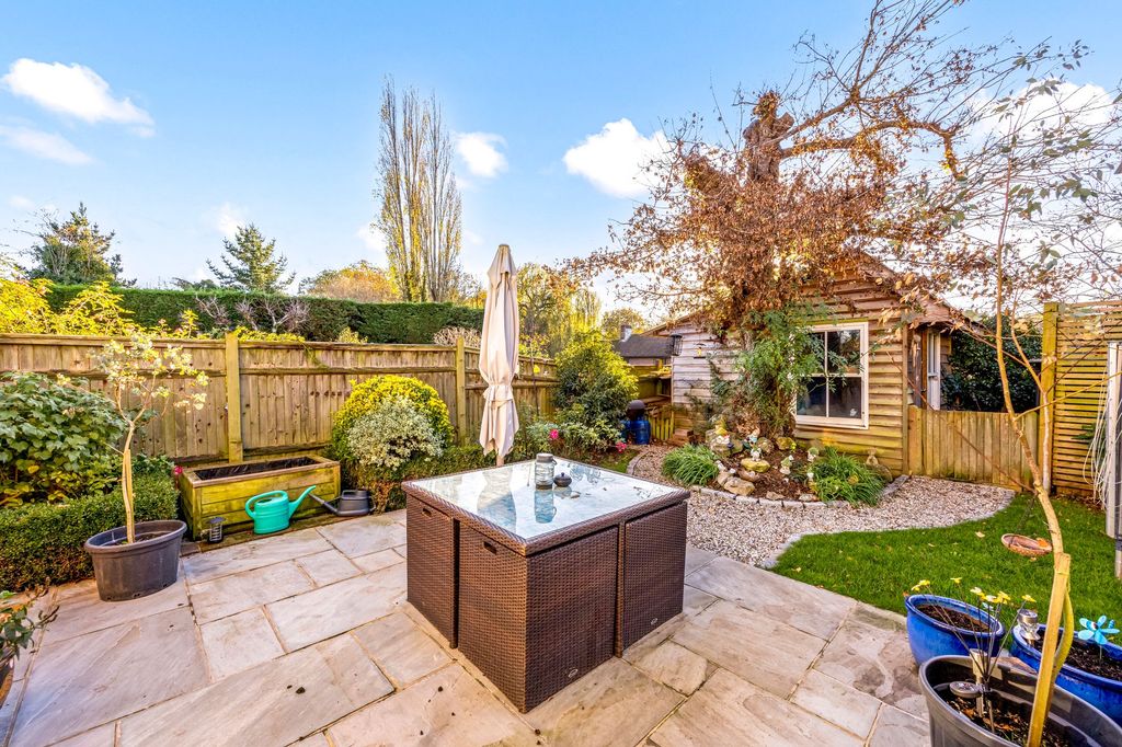 Property photo 2 of 18 Rear Garden