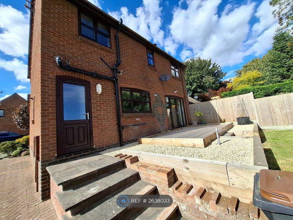 Property photo 2 of 17