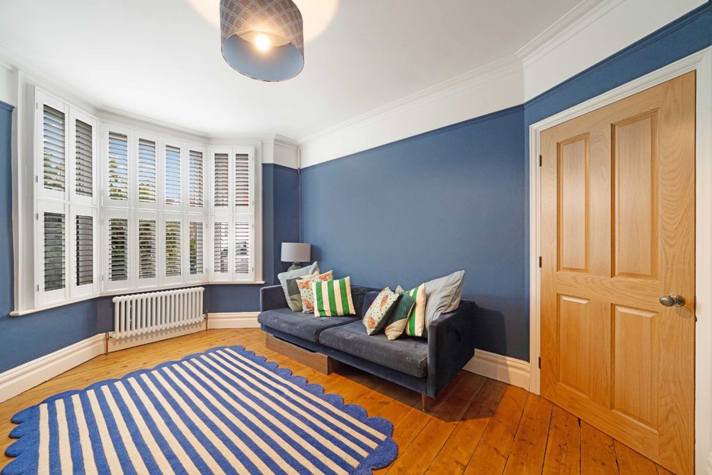 Property photo 2 of 22 4862532