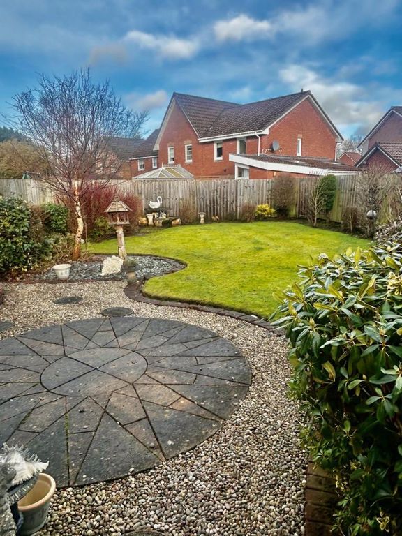 Property photo 2 of 3