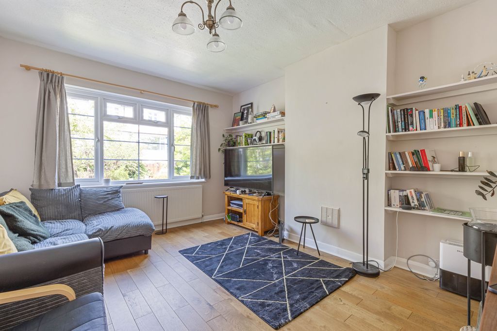 Property photo 3 of 12 918A2054