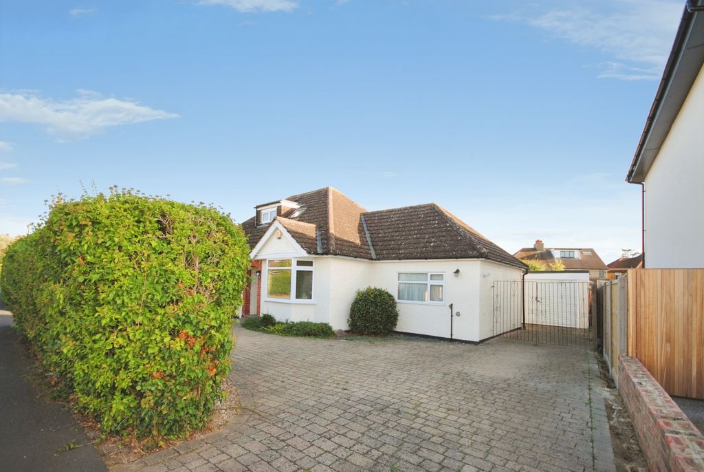 Property photo 3 of 27 Pbox-Img.Jpg