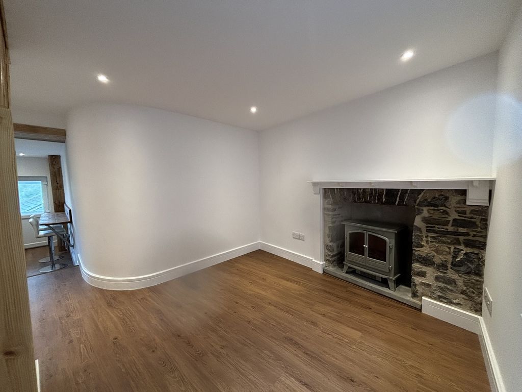 Property photo 3 of 13 Not Specified