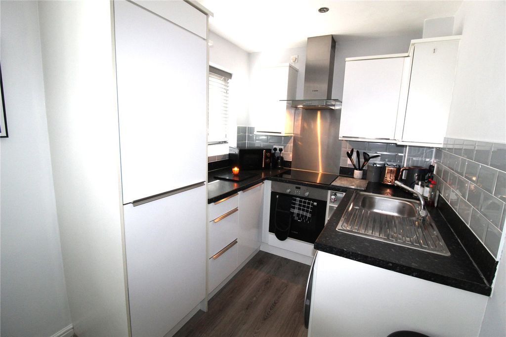 Property photo 3 of 11 Picture No. 06