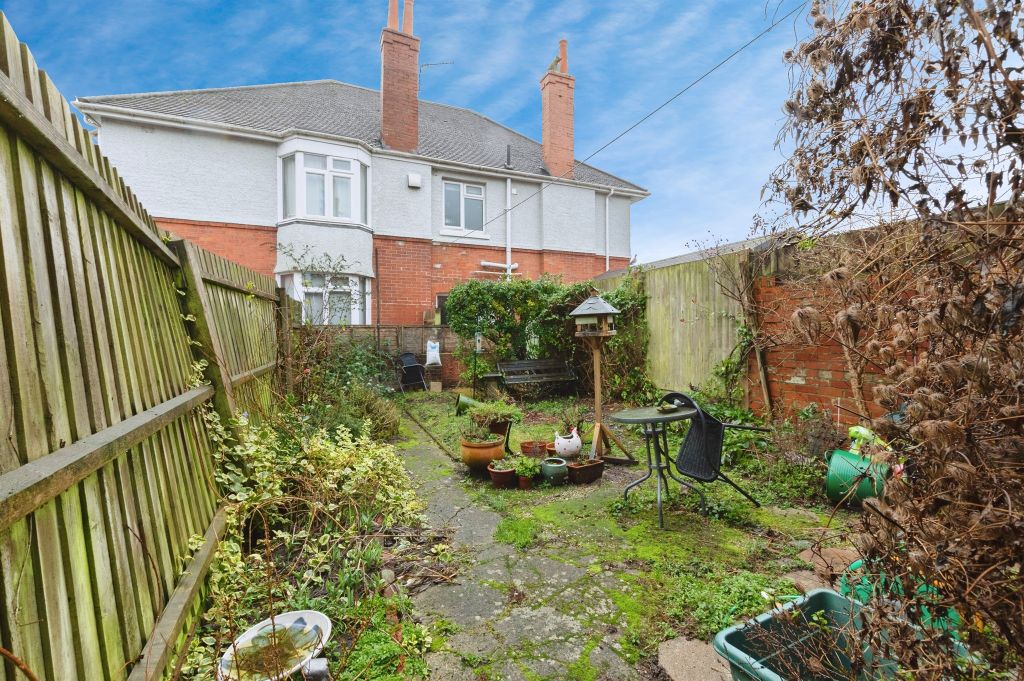 Property photo 2 of 13