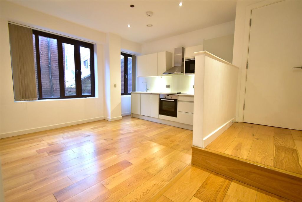 Property photo 2 of 7