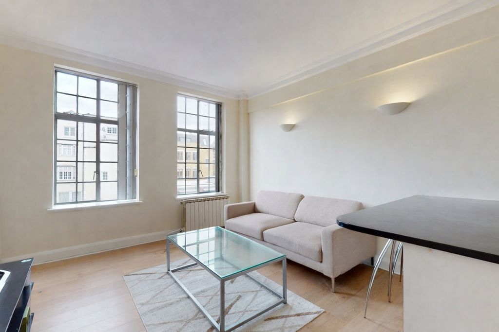 Property photo 3 of 9 Picture No. 28