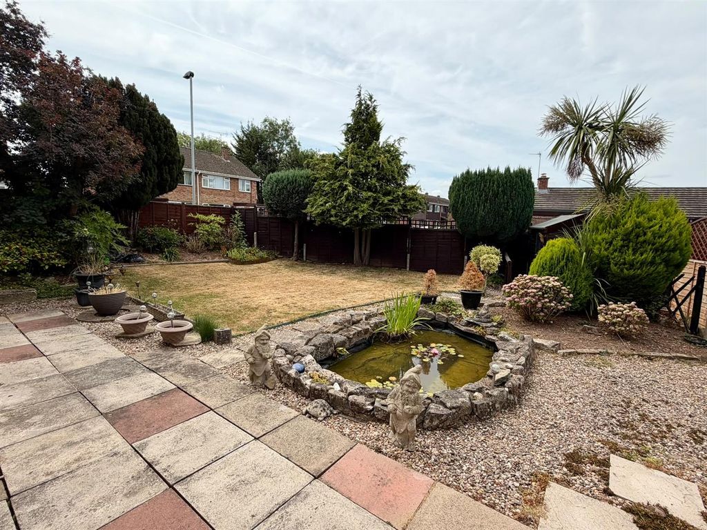 Property photo 2 of 14