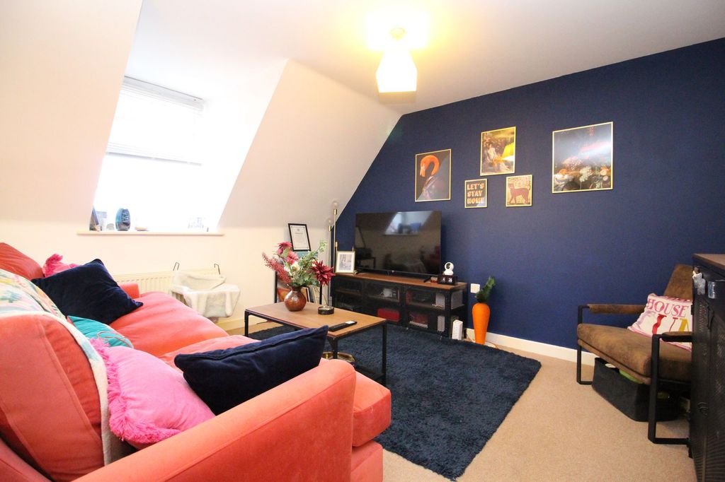 Additional image 7 of 2 bed flat for saleOld School Court, Fareham PO16