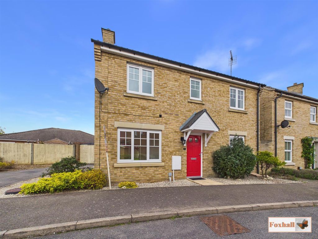 Property photo 1 of 20 Front Garden