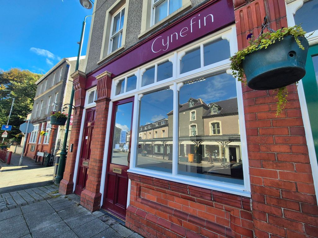 Property photo 1 of 6