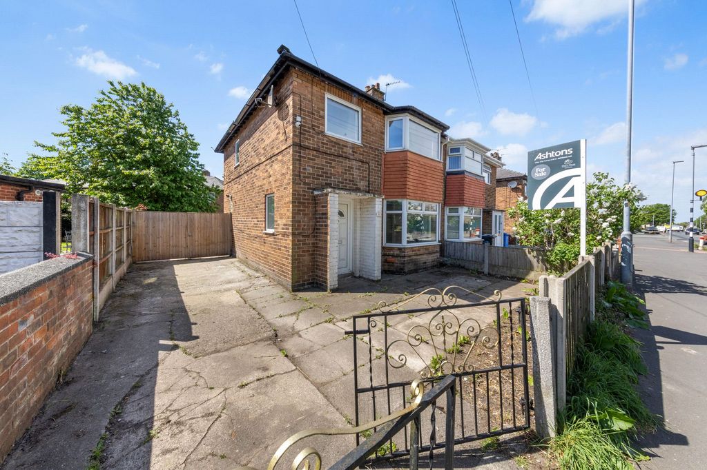 Property photo 1 of 14
