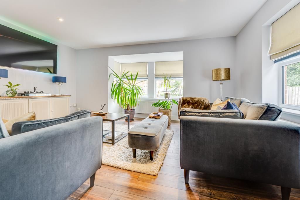 Property photo 2 of 46 118 London Road, Kettering-1.Jpg