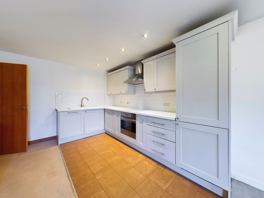 Property photo 3 of 7 Photo 2