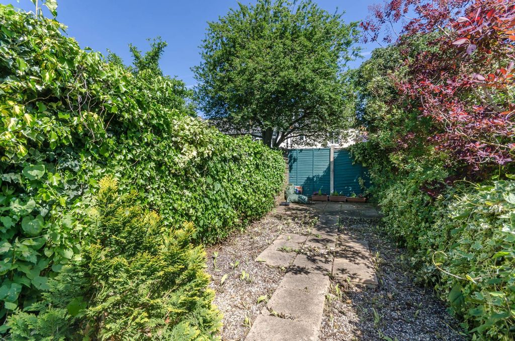 Property photo 3 of 12