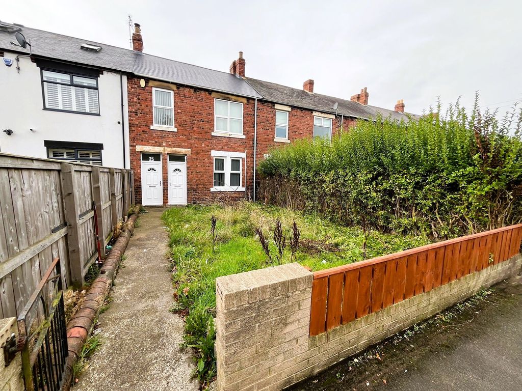 Property photo 1 of 7 Photograph 1