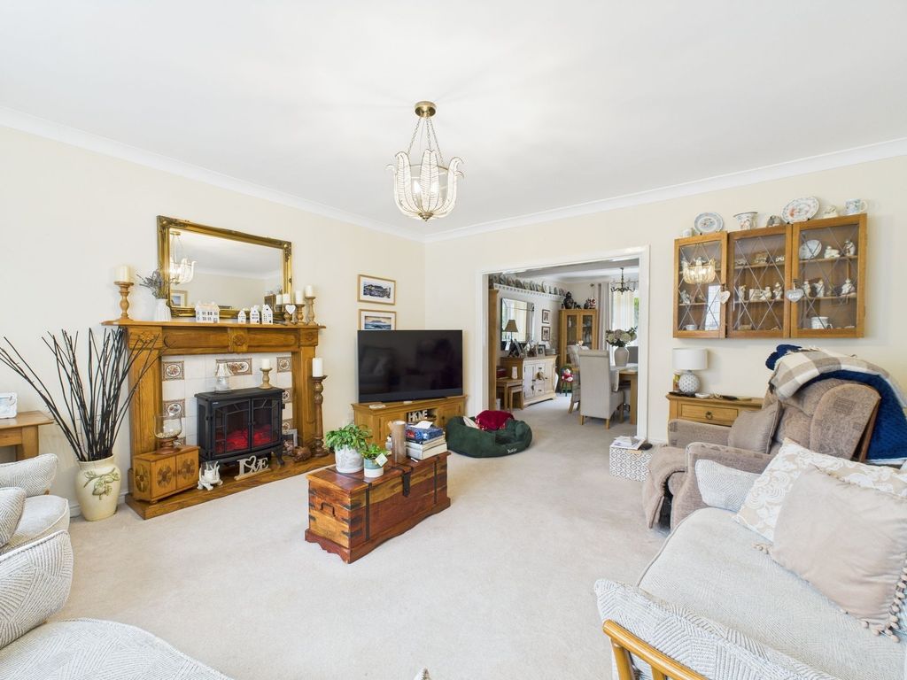 Property photo 2 of 44