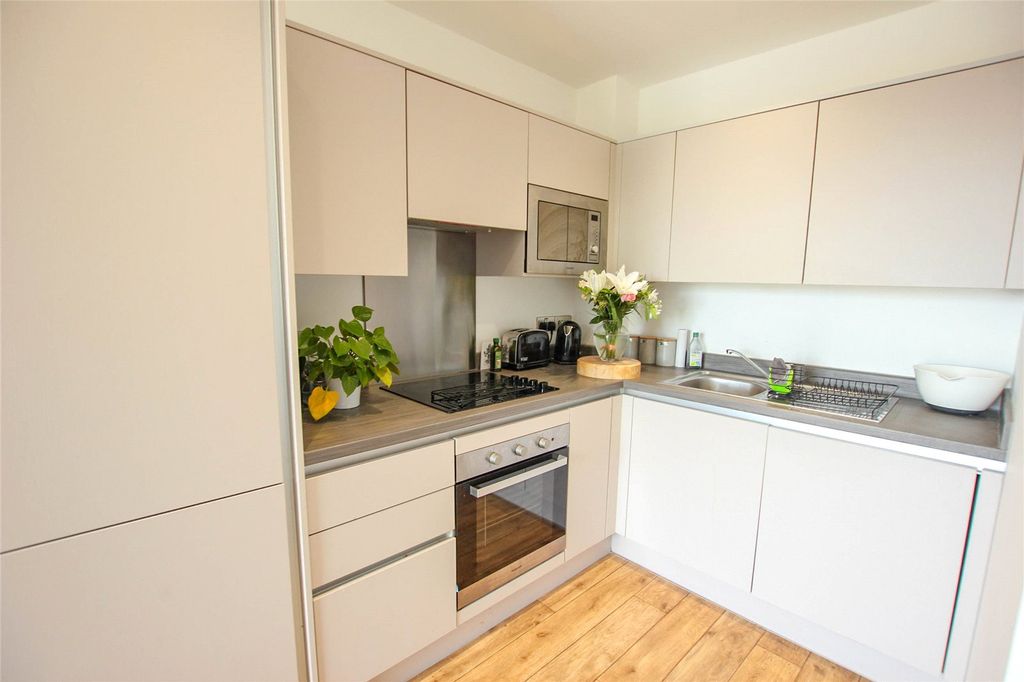 Property photo 2 of 10 Picture No. 07