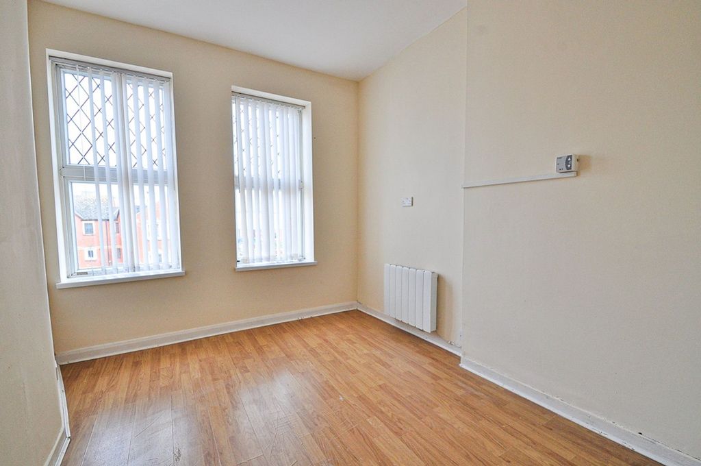 Property photo 2 of 6