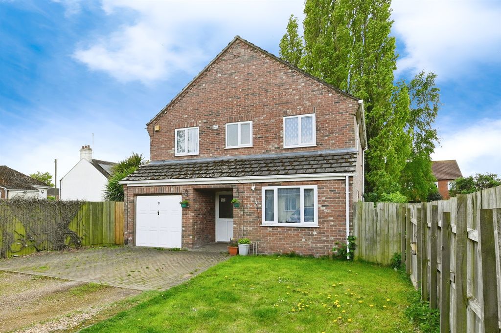 Property photo 1 of 25