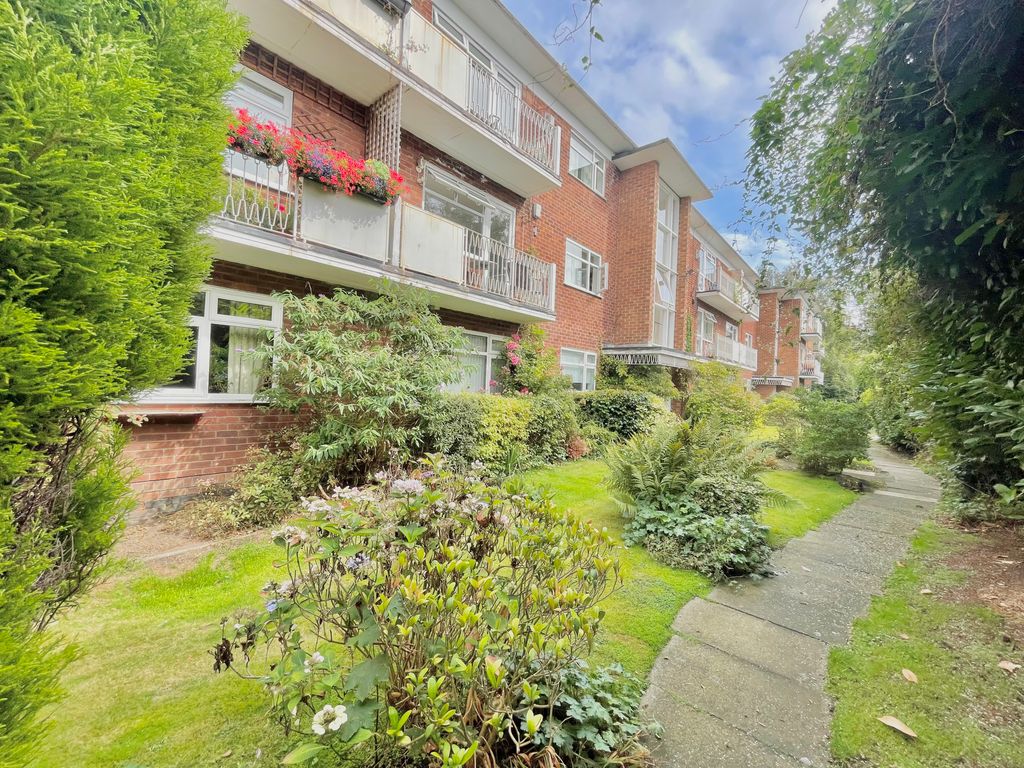 Property photo 2 of 13