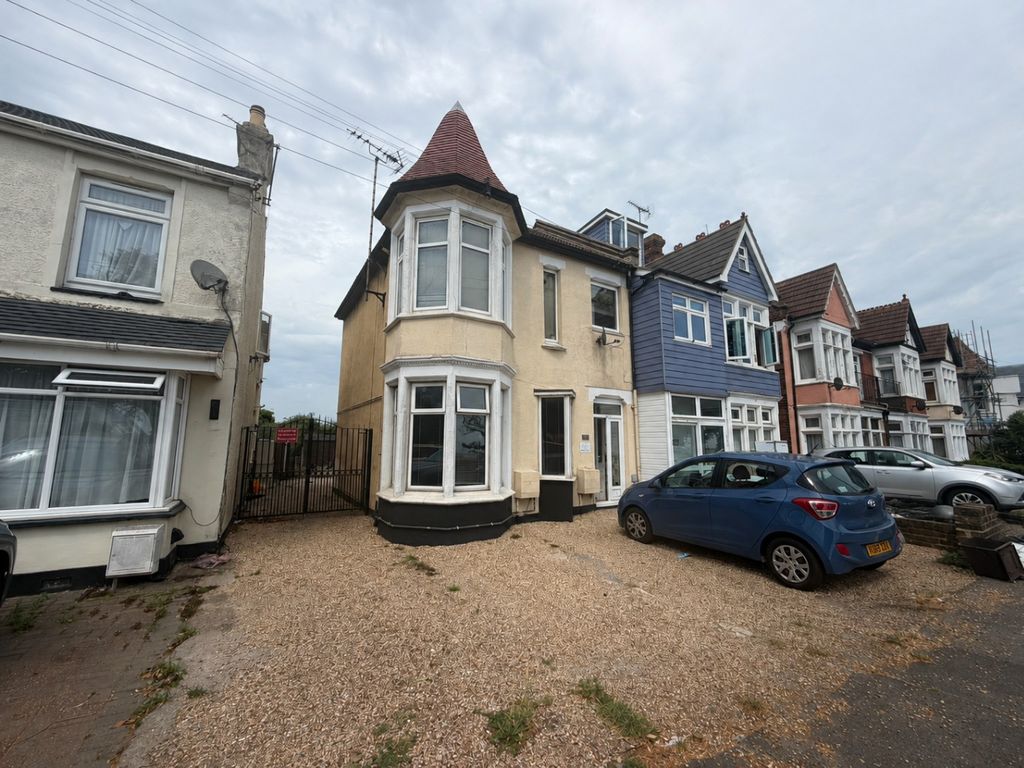 Property photo 1 of 9 2852150