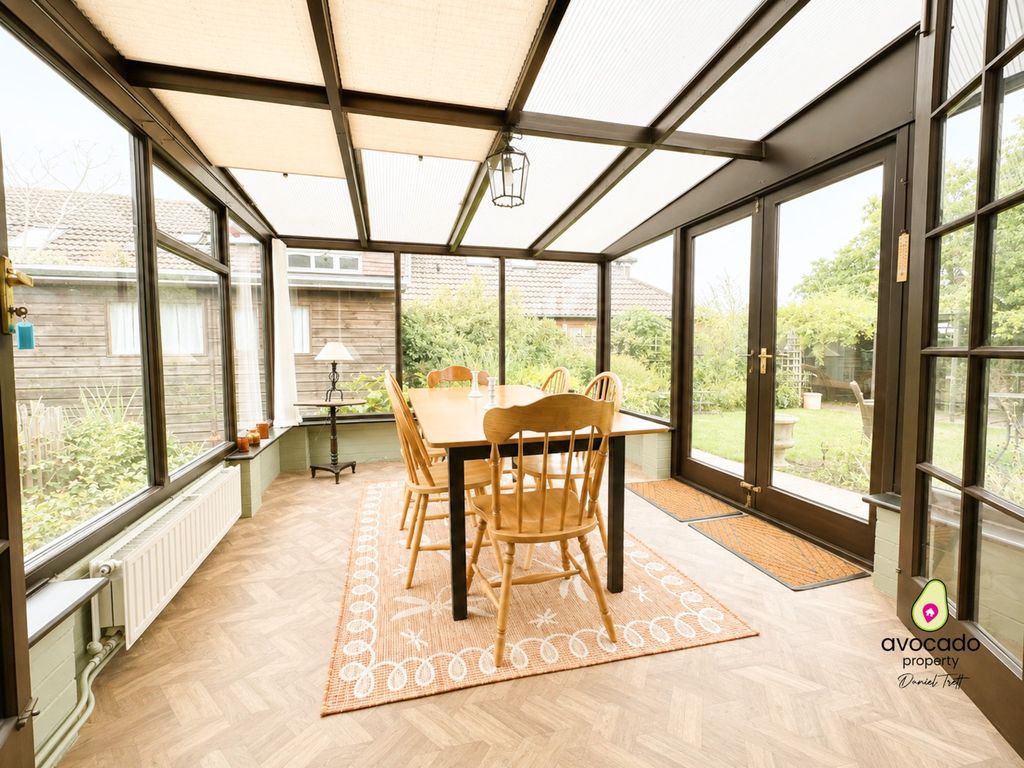 Property photo 3 of 18 5429657