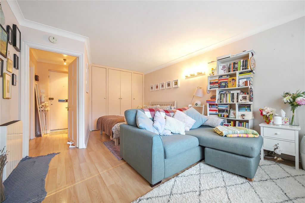 Property photo 3 of 20 Picture No. 15