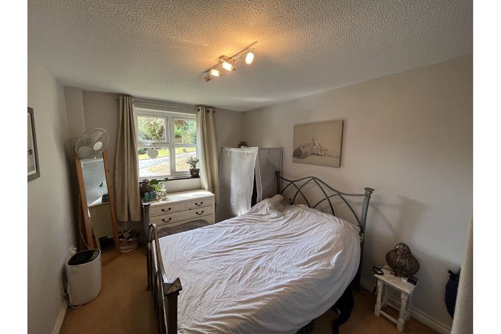Property photo 3 of 6