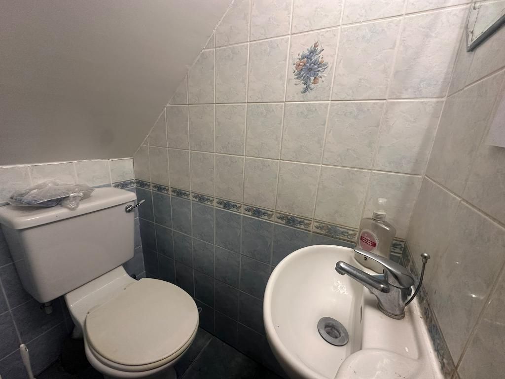 Property photo 2 of 4