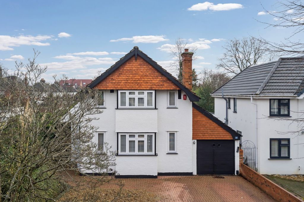 Additional image 17 of 4 bed detached house for saleWellesley Avenue, Iver SL0