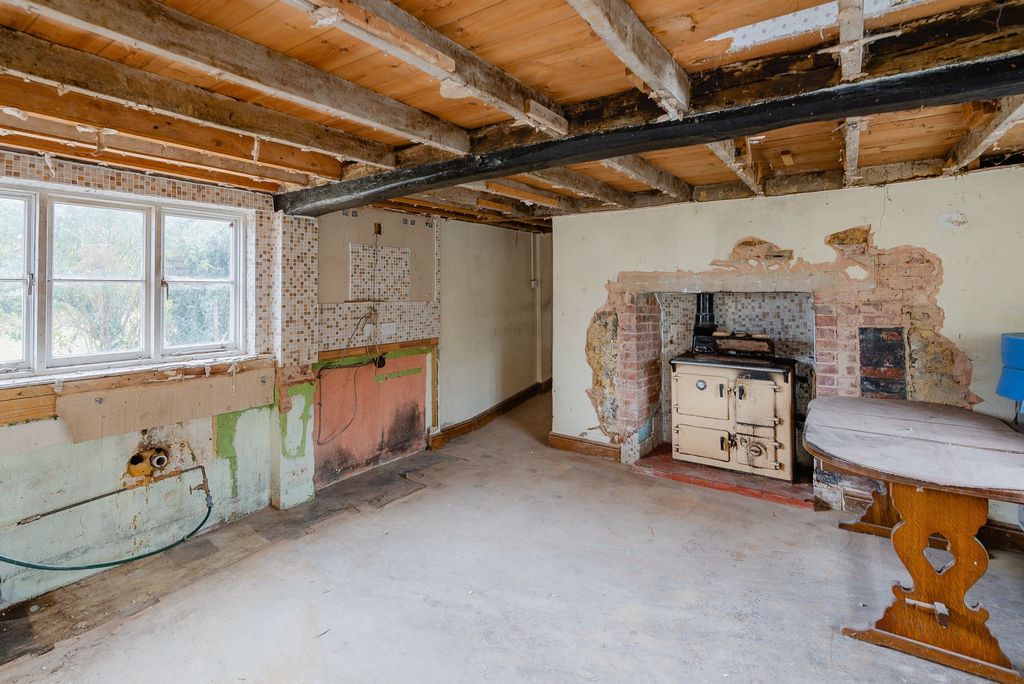 Property photo 2 of 15