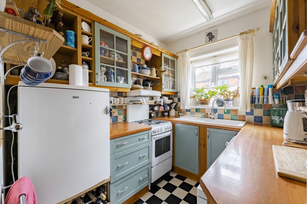 Property photo 2 of 15