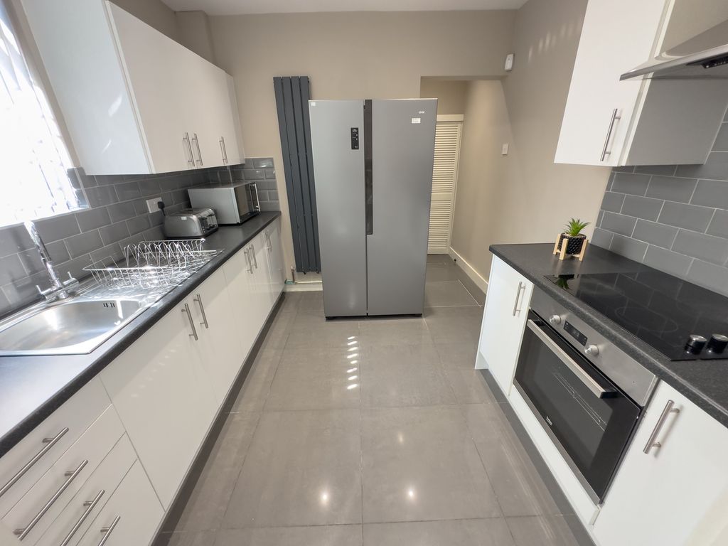 Property photo 3 of 14 13